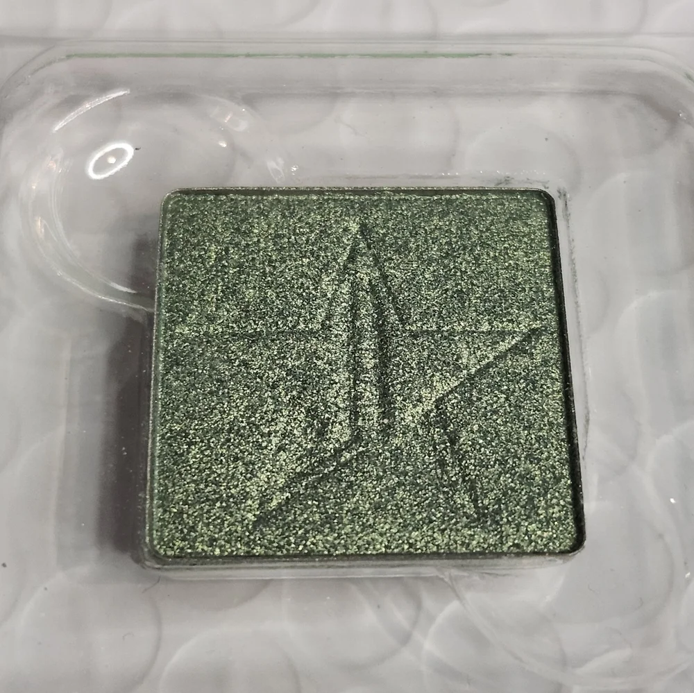 Jeffree Star Money Counter Eyeliner & Artistry Eyeshadow In Star Creek
